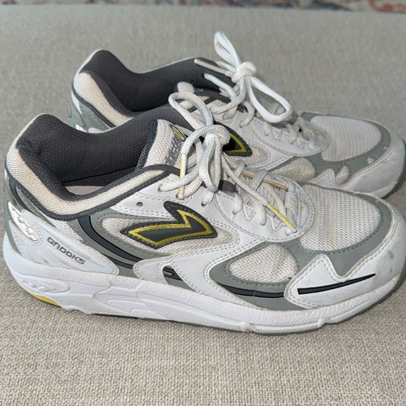 Brooks Addiction 4 Women’s Athletic Shoes/Sneakers Size 9 Medium. EUC - Picture 1 of 15